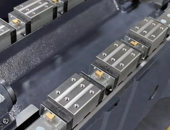 Pi&egrave;ce usin&eacute;e - x z axis 3 sliders